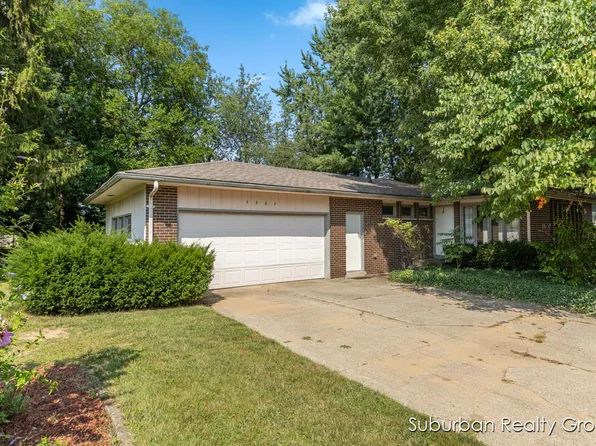 7963 Engelhurst Dr, Jenison, MI 49428
