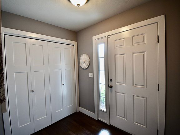 4th image of 1103 Wartburg Dr