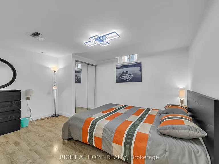 195 John Bowser Cres — Photo 14