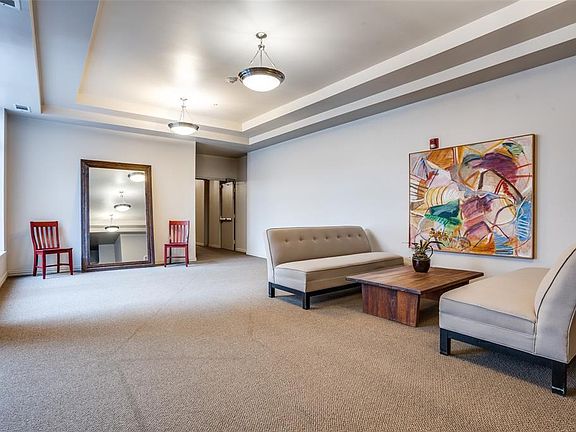 3rd image of 2305 Worthington St APT 332