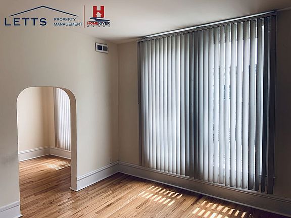 4th image of 3034 W Flournoy St #2