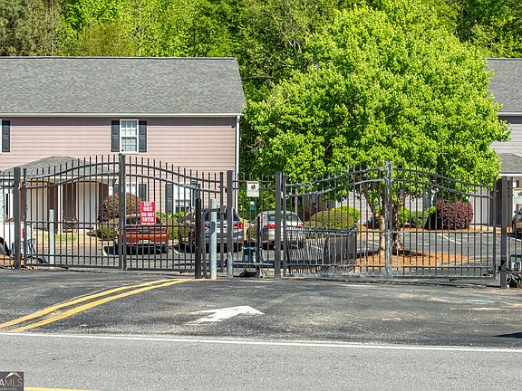 5th image of 878 Hospital Rd