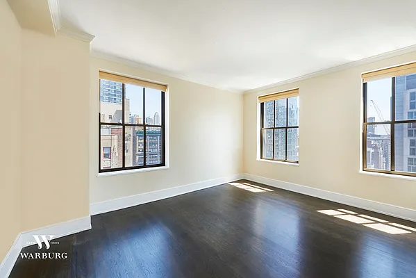 Rented by Warburg | media 19