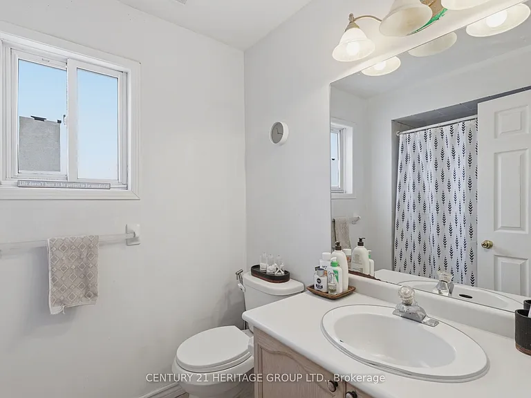 8 Caruso Dr — Photo 15