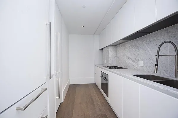 Rented by Bold New York | media 13