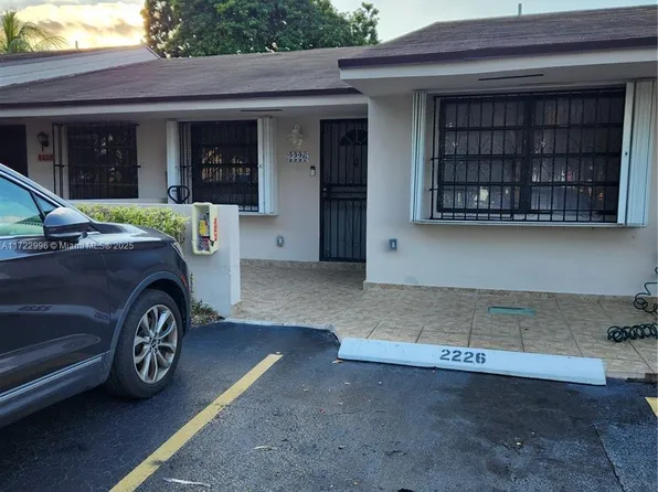 2226 SW 122nd Ave #14, Miami, FL 33175