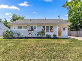 29781 Winter Dr, Garden City, MI 48135