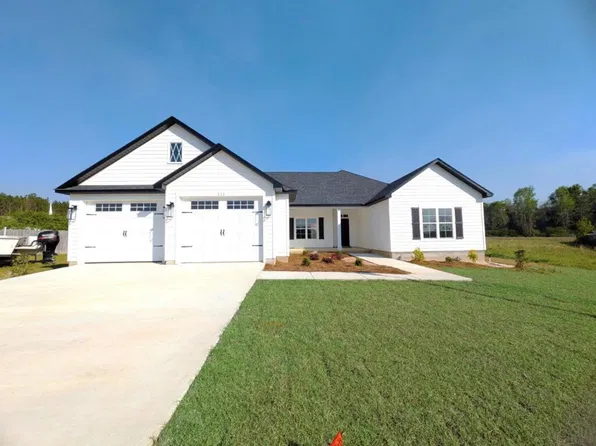 111 Nicole Britt Dr, Thomasville, GA 31757