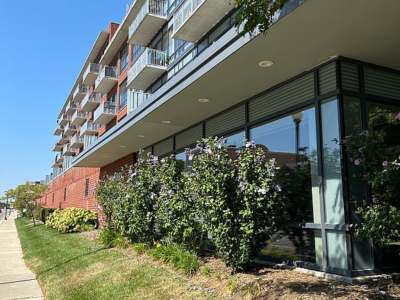 4th image of 101 Curry Ave Unit 522