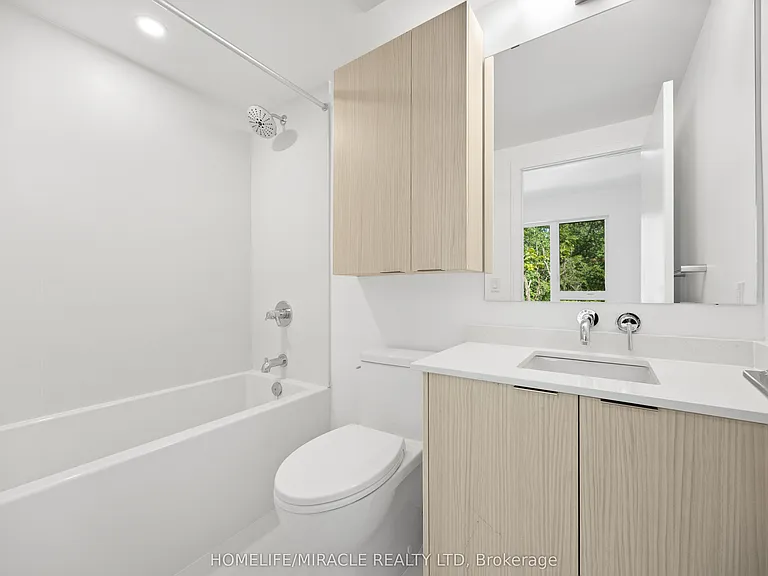 174 Clonmore Dr #9 — Photo 30