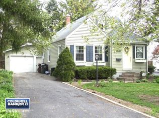 145 E 2nd Ave, New Lenox, IL 60451