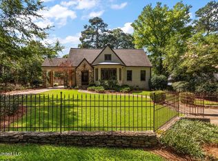 3539 Hawthorn Dr, Jackson, MS 39216