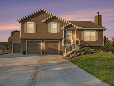 9309 NE Pawpaw Dr, Kansas City, MO, 64157