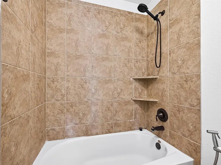 7035 Belle Meadow Ln — Photo 45