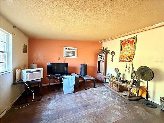 2nd image of 6640 Shady Acres Blvd