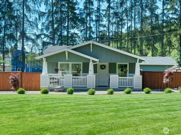 15 Maple Leaf Street, Raymond, WA 98577