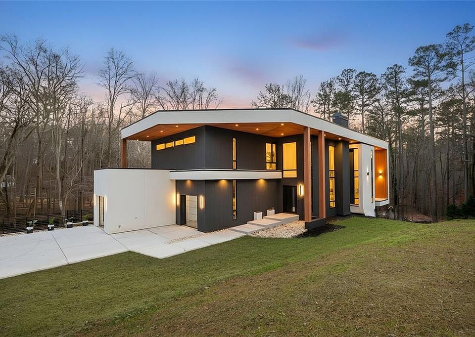 1st image of 1736 Cox Rd