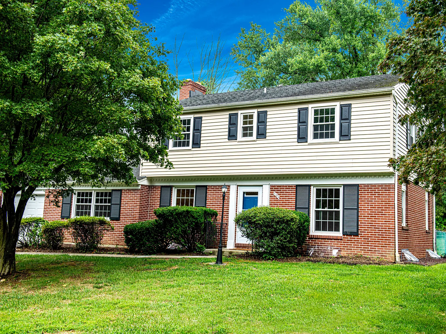 4 bed, 2.5 bath, 1971 sqft, $3,000 — Photo 4