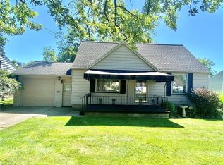 829 Woodlawn Ave, Girard, OH