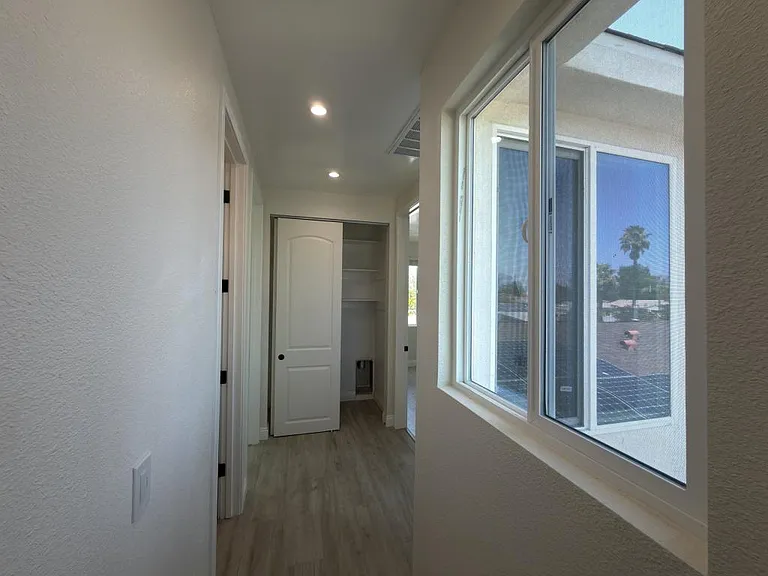 5337 Saxon St — Photo 6