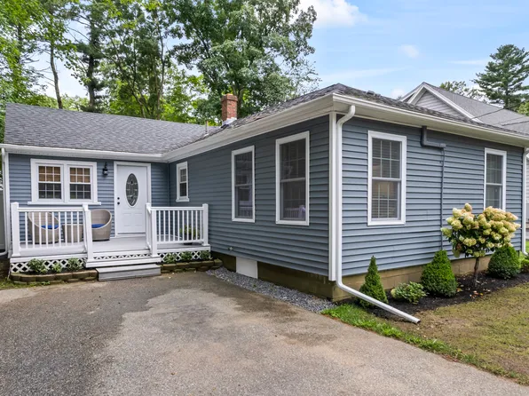 247 Berwick Rd, Ogunquit, ME 03907