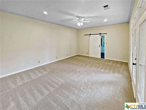 5th image of 4615 Sunflower Ln
