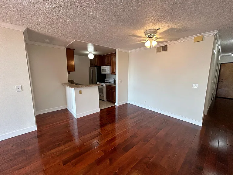 Dining room & Kitchen