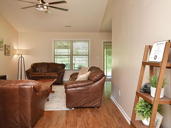 5th image of 2150 Tigerville Rd