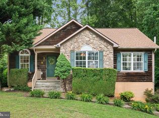 1127 Garner Dr, King George, VA 22485