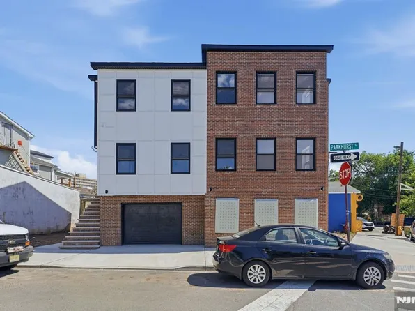 36 Parkhurst St, Newark, NJ 07114