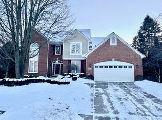 45595 Irvine Dr, Novi, MI 48374