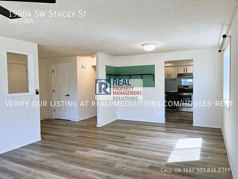 19504 SW Stacey St — Photo 7