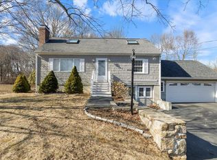 5 Patten Pl, Kittery, ME 03904