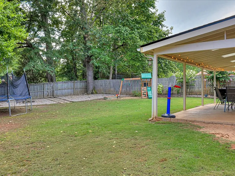 1156 Parkside Trl — Photo 14