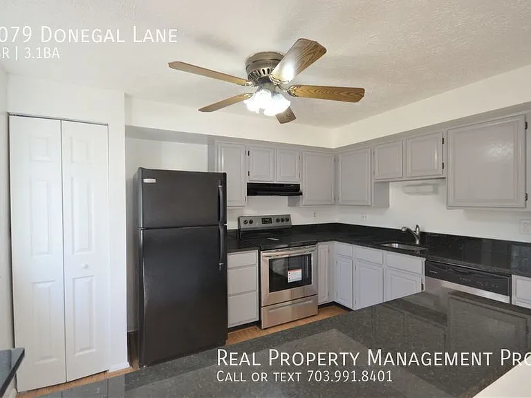 8079 Donegal Ln — Photo 4