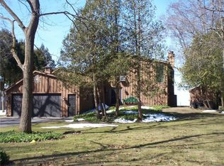 6685 Lake Shore Rd N, Verona Beach, NY 13162