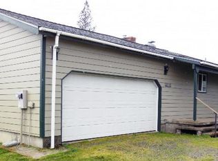 527 1/2 Church St, Dayton, OR 97114