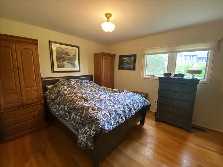 316 Paragon Dr — Photo 13