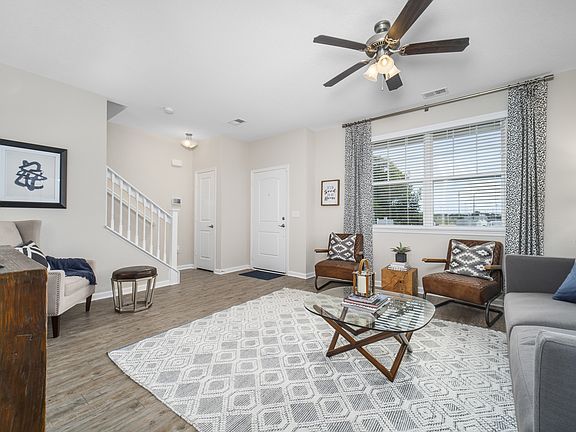 2nd image of 5115 Elsie Dr #4AU0U1