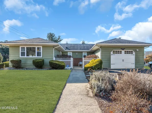 40 Cabrillo Boulevard, Toms River, NJ 08757