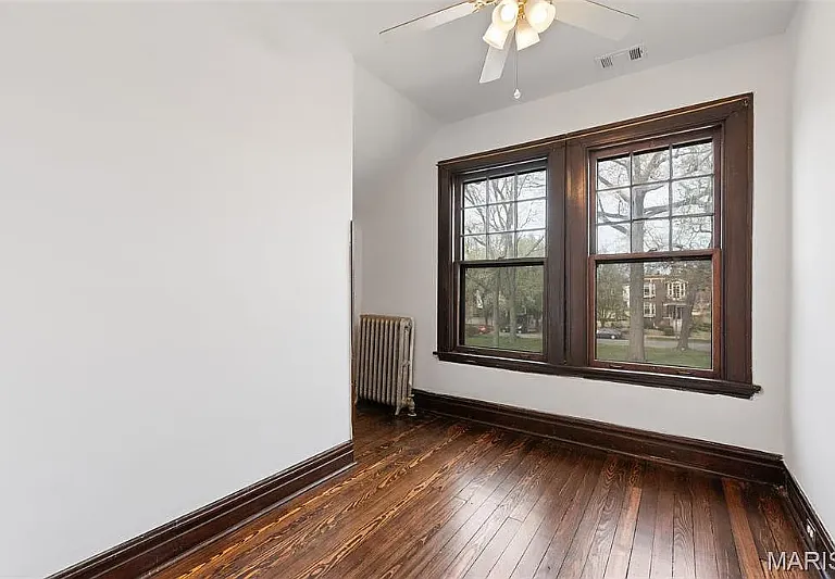 604 Bellerive Blvd — Photo 15