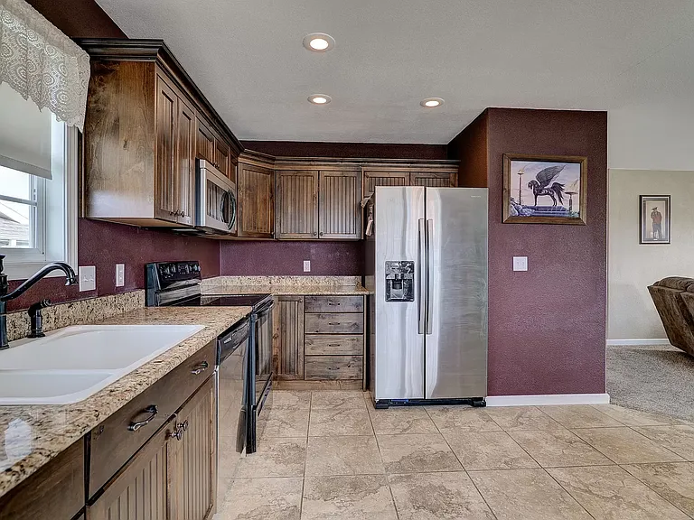 2121 Virginia Ave — Photo 11