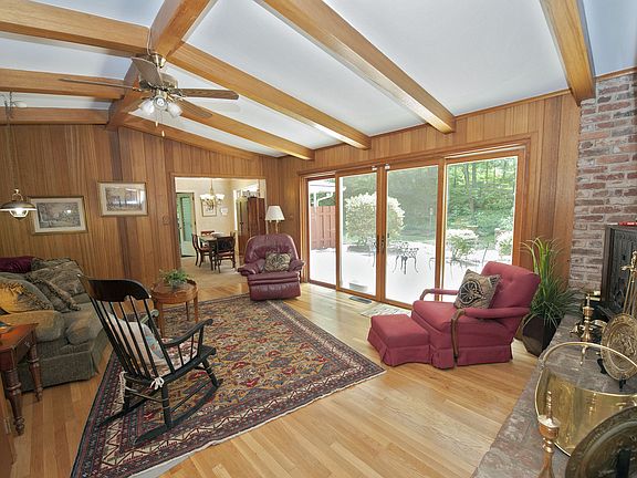 2nd image of 653 Loridans Dr NE #1