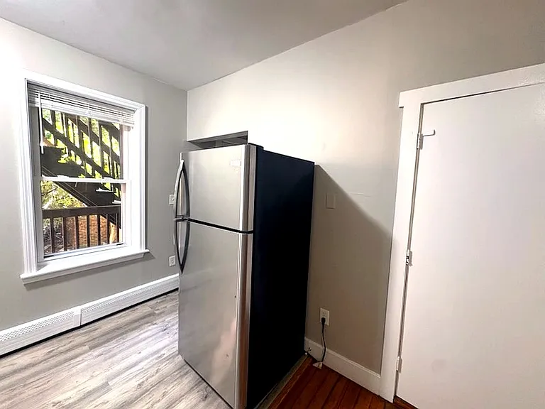 75 Division St #1A — Photo 5