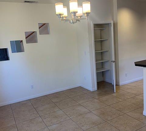 4th image of 3836 Huron Ave