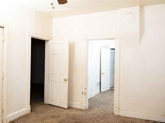 5th image of 624 W Corona Avenue