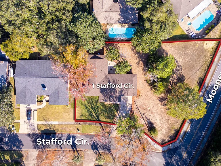 1 Stafford Cir — Photo 4