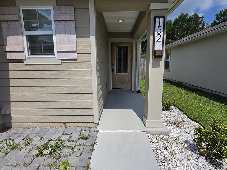 152 Ashwood Cir — Photo 3
