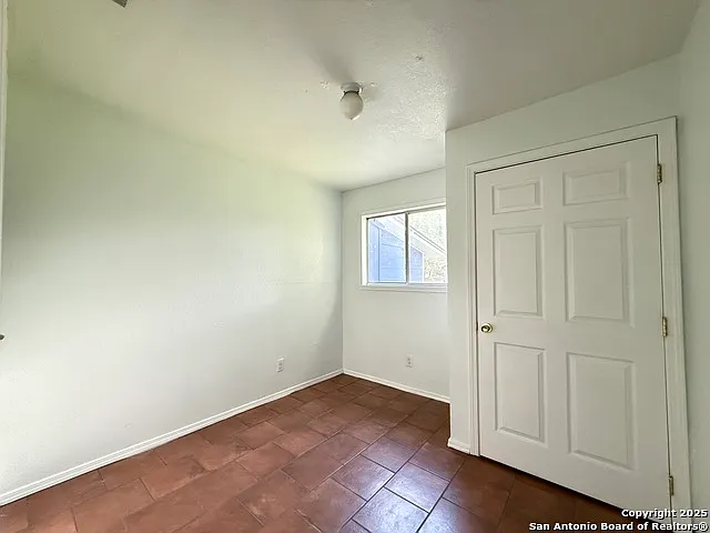 230 S San Gabriel Ave — Photo 14