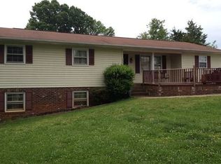 304 Browning Rd, Gaffney, SC 29341